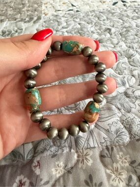 Silver Beaded Turquoise Stretch Bracelet